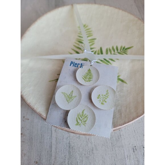 Pier 1 Imports Leaf print set for salad plate floral - Picture 2 of 5